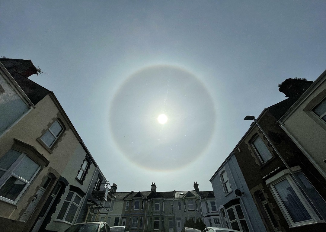 Unbelievable Weather: 50 Photos of Strange and Unusual Phenomena