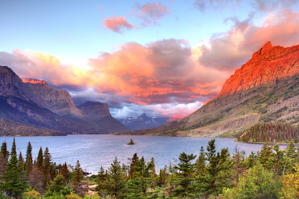 Glacier National Park In Montana Is One Of The World's Most Stunning Parks