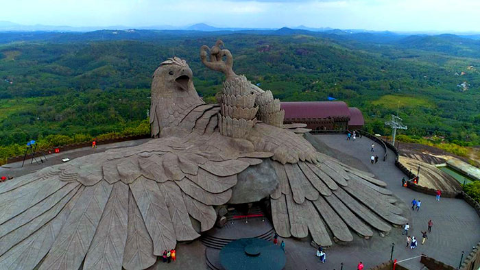 This Artist Spent 10 Years Creating Tallest Bird Sculpture In The World (200ft)