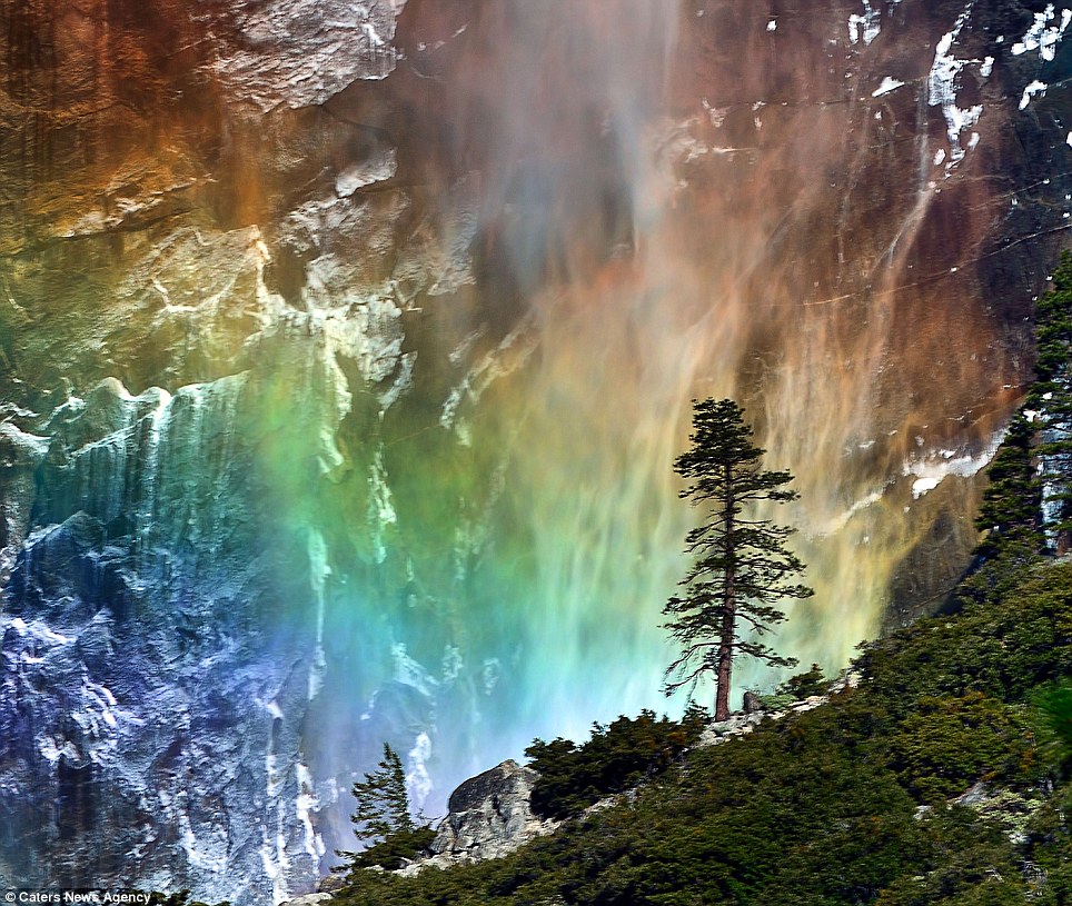 Photographer Captures Rare Rainbow Waterfall Phenomenon In Yosemite