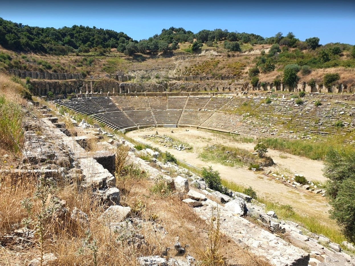 Amazing Before & After Pictures of an Ancient Greek Stadium Excavation and the Story Behind Them