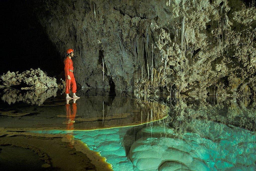 Natural pool 'untouched' by humans discovered deep inside a cave in New Mexico